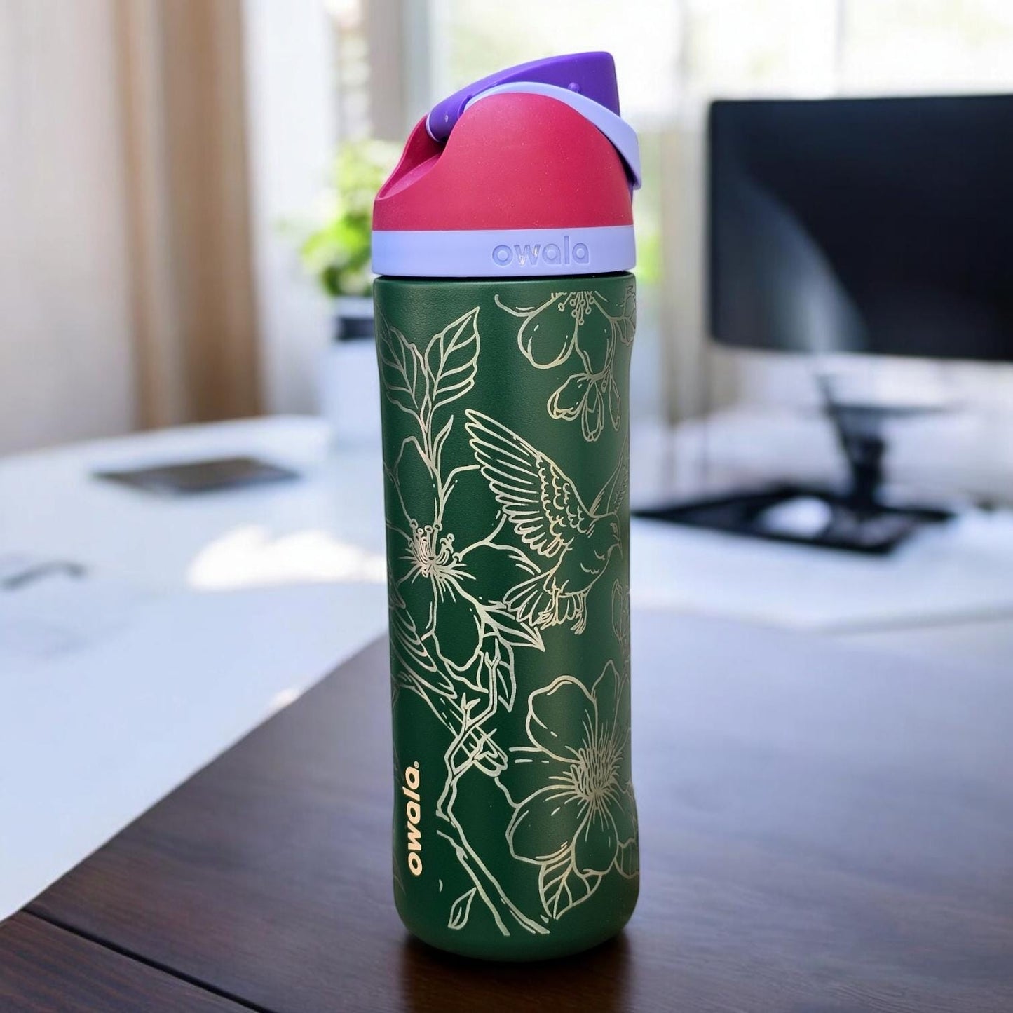Engraved Owala 24 oz Bottle | Birds & Flowers Design | Personalized Eco-Friendly Drinkware, bird watcher gift, bird lover