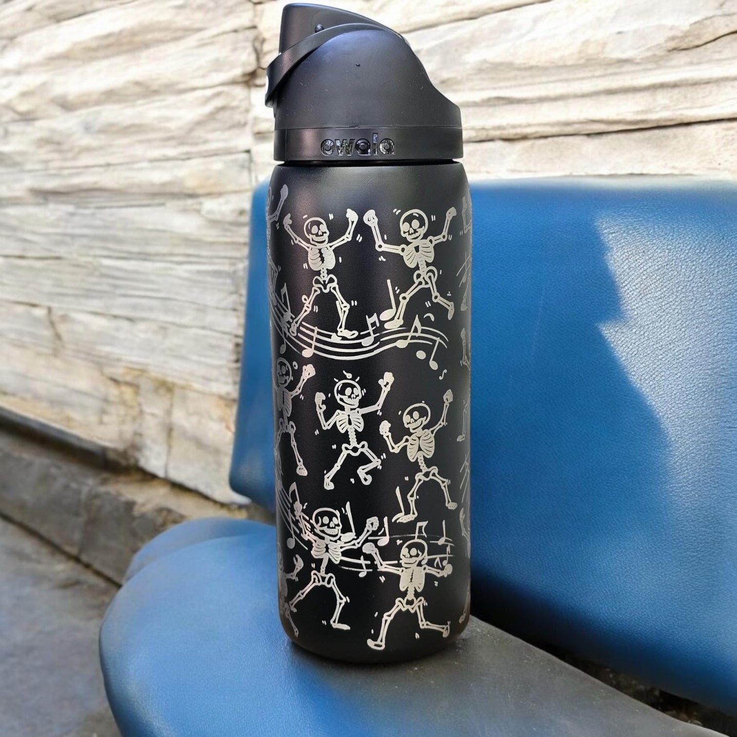 Dancing Skeleton Halloween Owala Bottle, Spooky Water Bottle, Skeleton Party Favor, Halloween Drinkware Gift, 24 and 32 oz Owala
