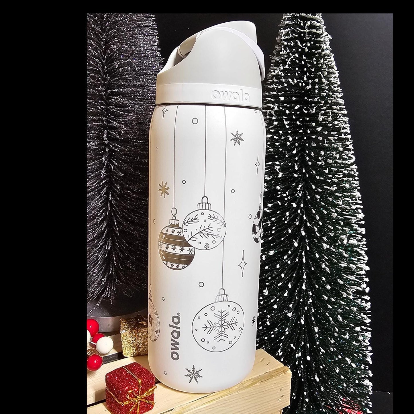 Ornament Engraved Owala 24 and 32 oz Bottle | Silver Ornament Design | Elegant & Personalized Drinkware