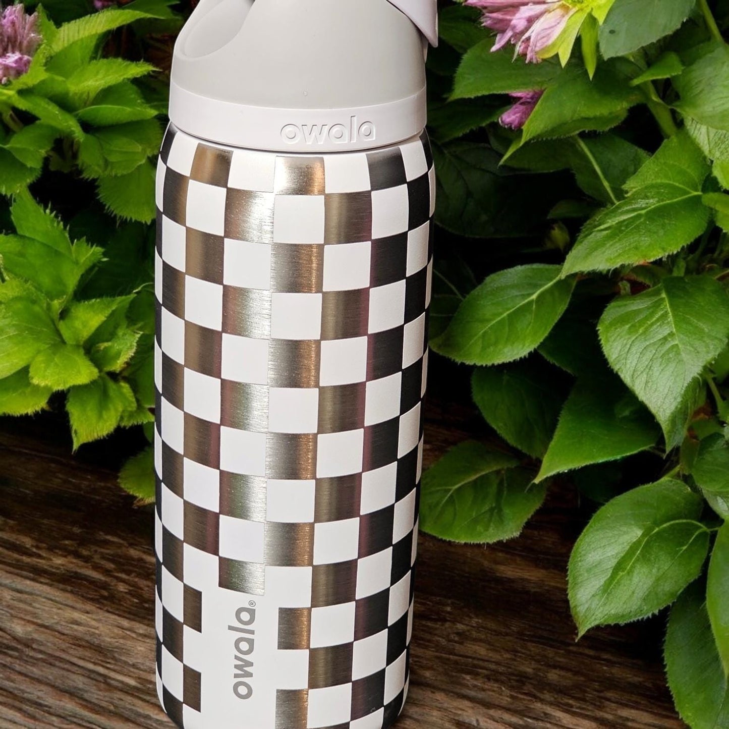 Checkered Owala 20, 24, 30, 32 and 40 oz Bottle | Silver Square Design | Elegant & Personalized Drinkware, Freesip and Sway