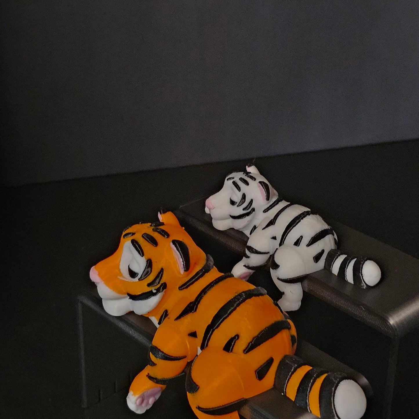 Sleeping tiger for bookshelf or monitor, Unique Bengal tiger Lover Present, 3D Printed, Shelf Decor office Decor
