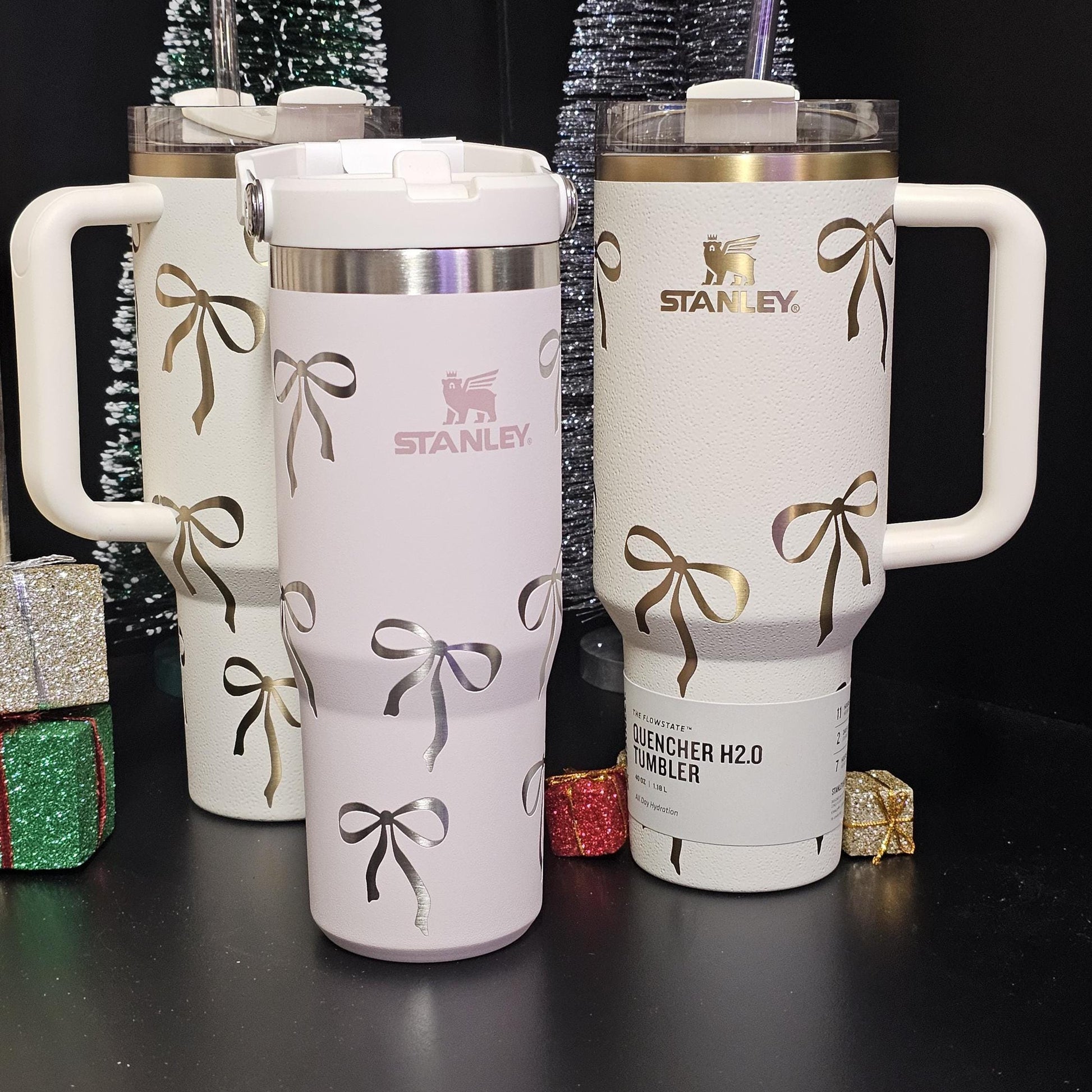 Engraved Stanley Bottle: Coquette Bows Design, 30 or 40 oz