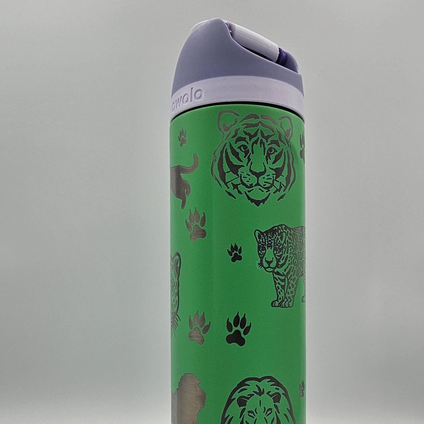 Big Cat Lover's Personalized Owala Bottle, Tiger, Lion and Jaguars — Available in FreeSip and Sway Owalas