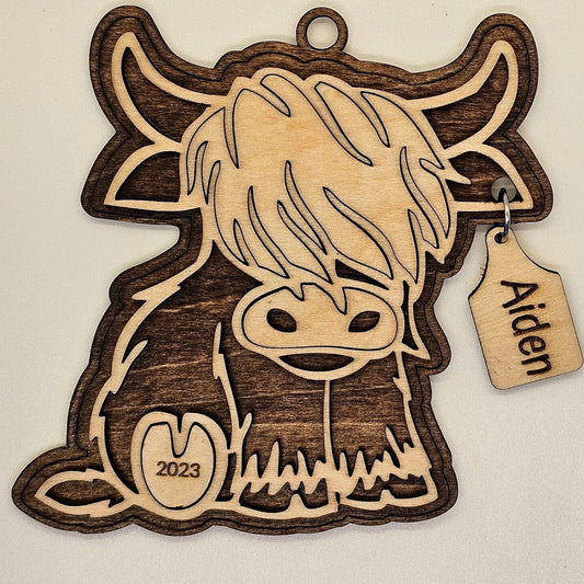 Personalized Highland Cow Wooden Ornament: Farmhouse Christmas Decor