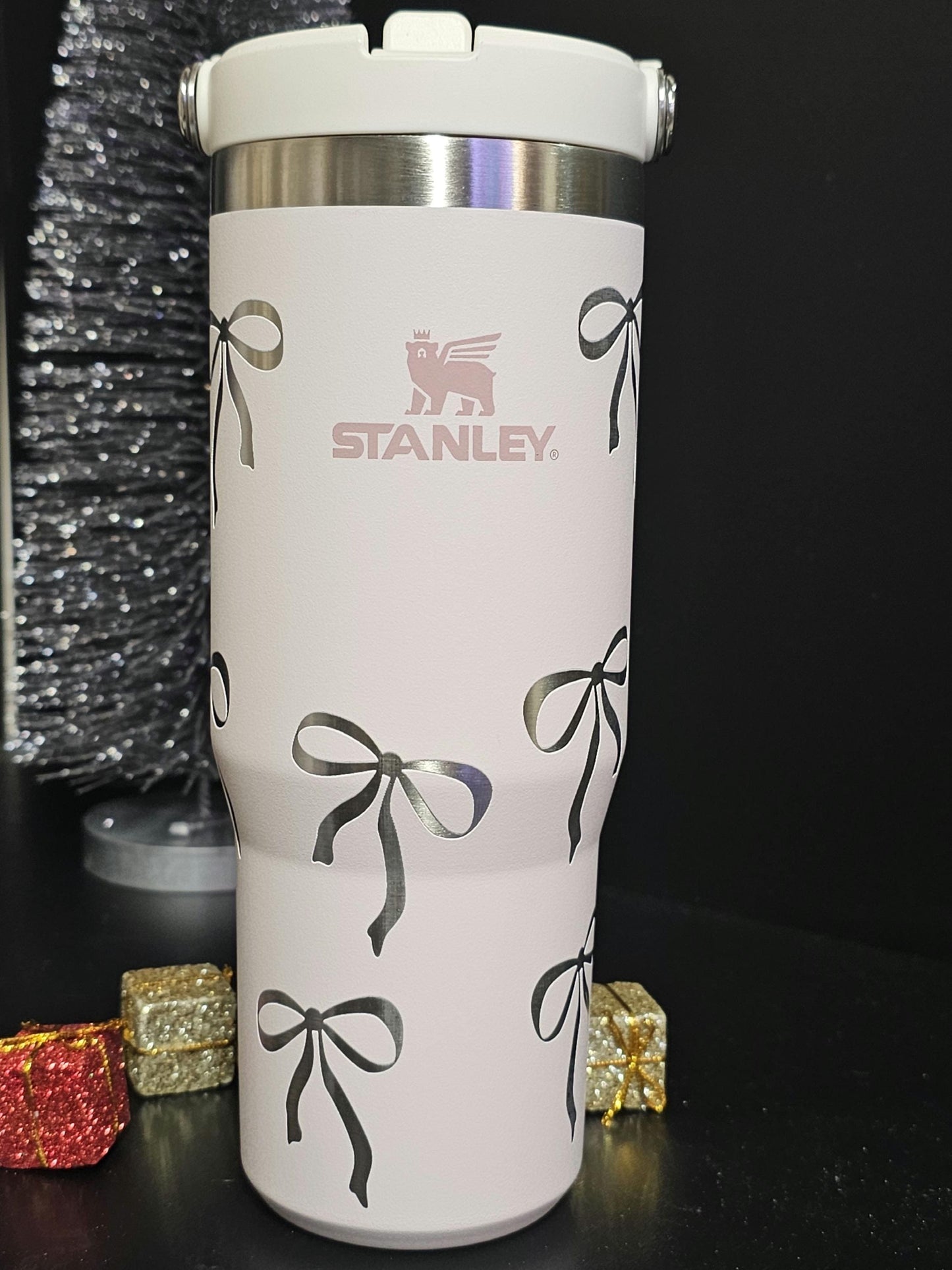 Stanley Coquette Engraved 40 and 30 oz Bottle | Gold Bows Design | Elegant & Personalized Drinkware