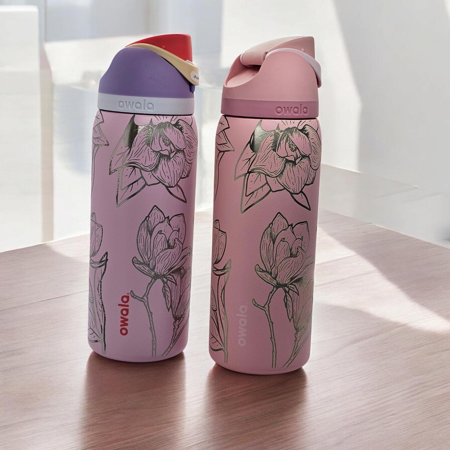Magnolia Engraved Owala 24 and 32 oz Bottle | Flower Design | Elegant & Personalized Drinkware