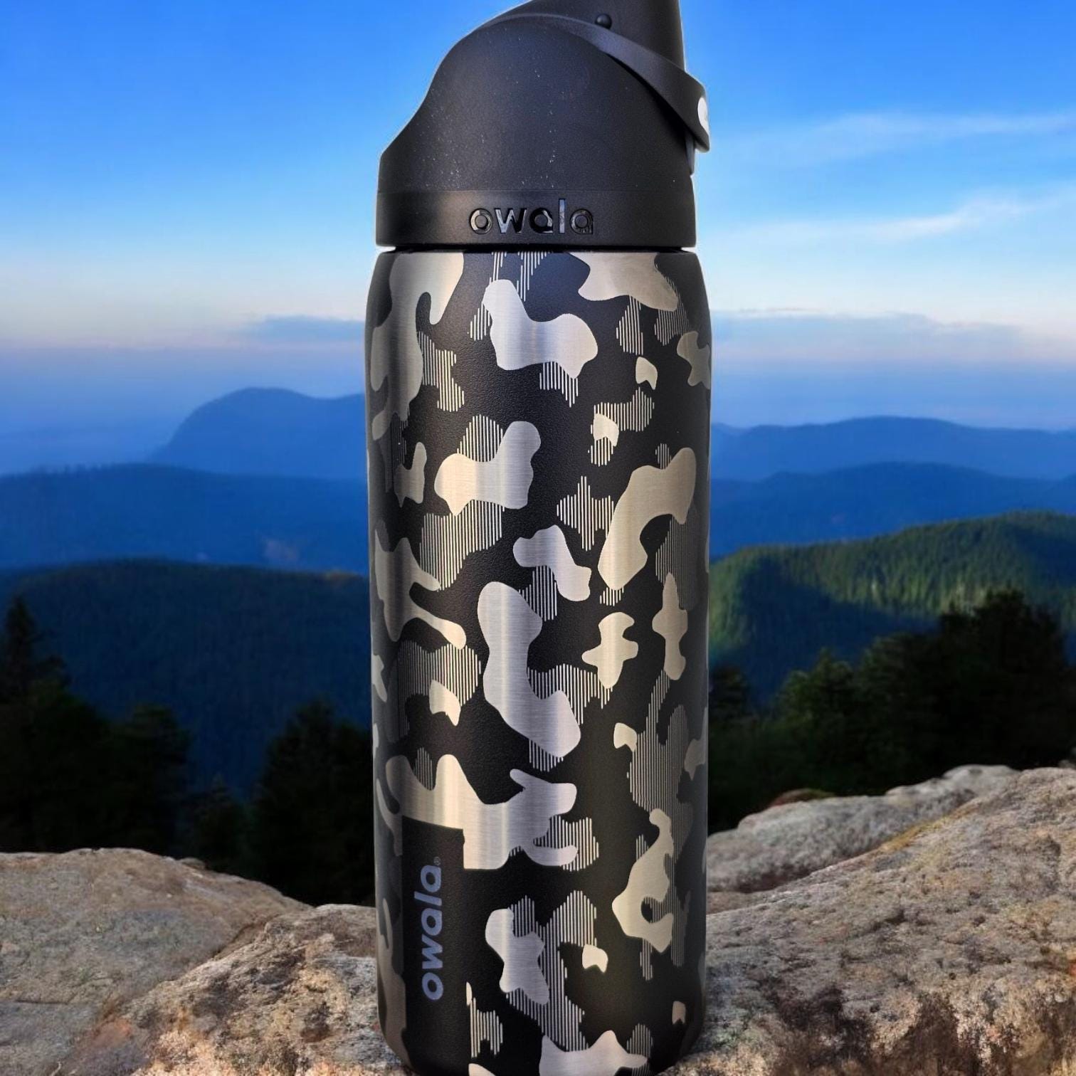 Camo Owala 20, 24 and 32 oz Bottle | | Miltary Owala Personalized Drinkware, Camouflage tumbler