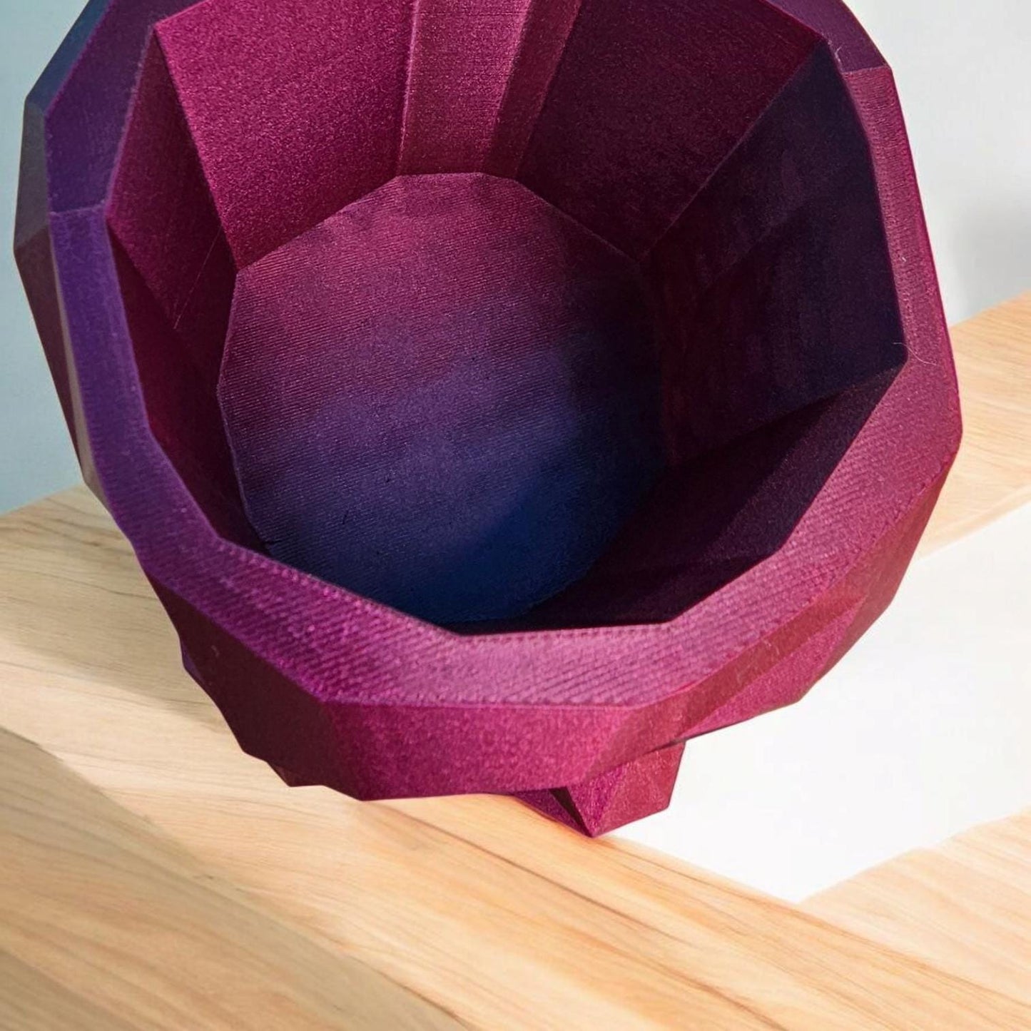 3D Printed Geometric Skull Planter: Gothic Home Decor