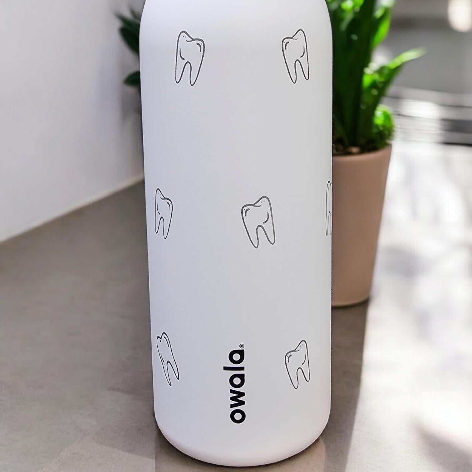 Dental Bow or Stars Owala 24 and 32 oz Bottle | Flower Design | Elegant & Personalized Drinkware