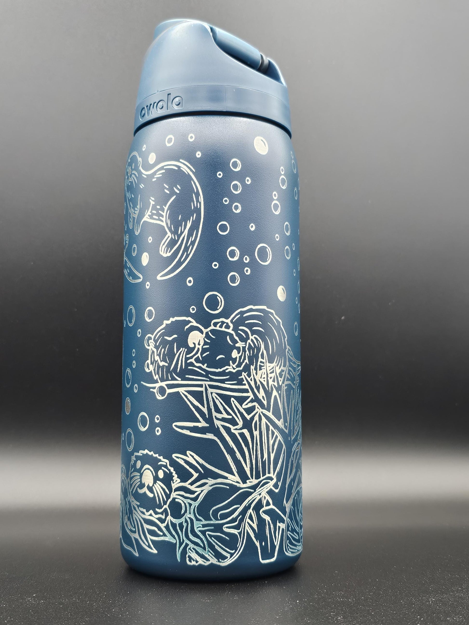 Owala Water Bottle with Otters | Laser Engraved Ocean Animals | Custom Name | Eco Gift for Animal Lovers, Sea lover