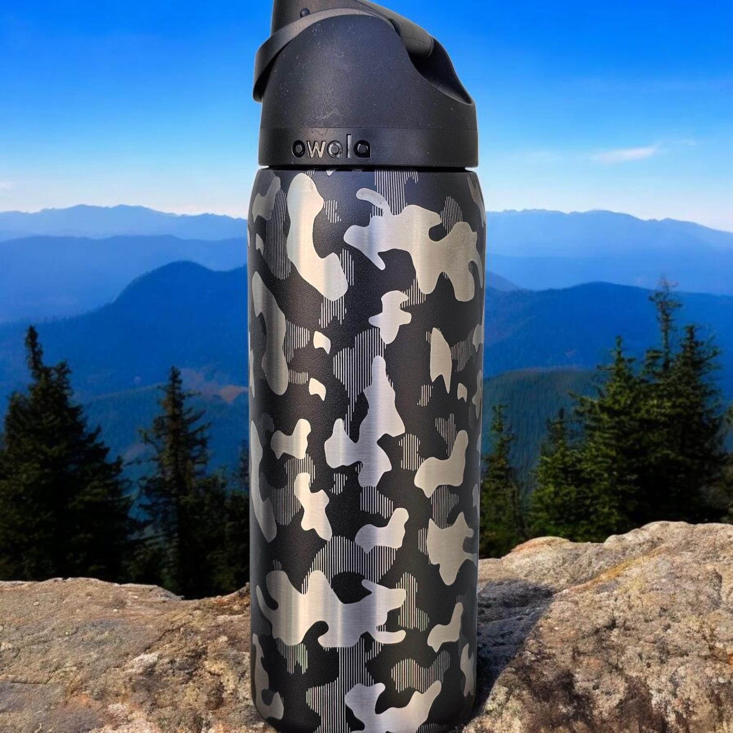 Camo Owala 20, 24 and 32 oz Bottle | | Miltary Owala Personalized Drinkware, Camouflage tumbler