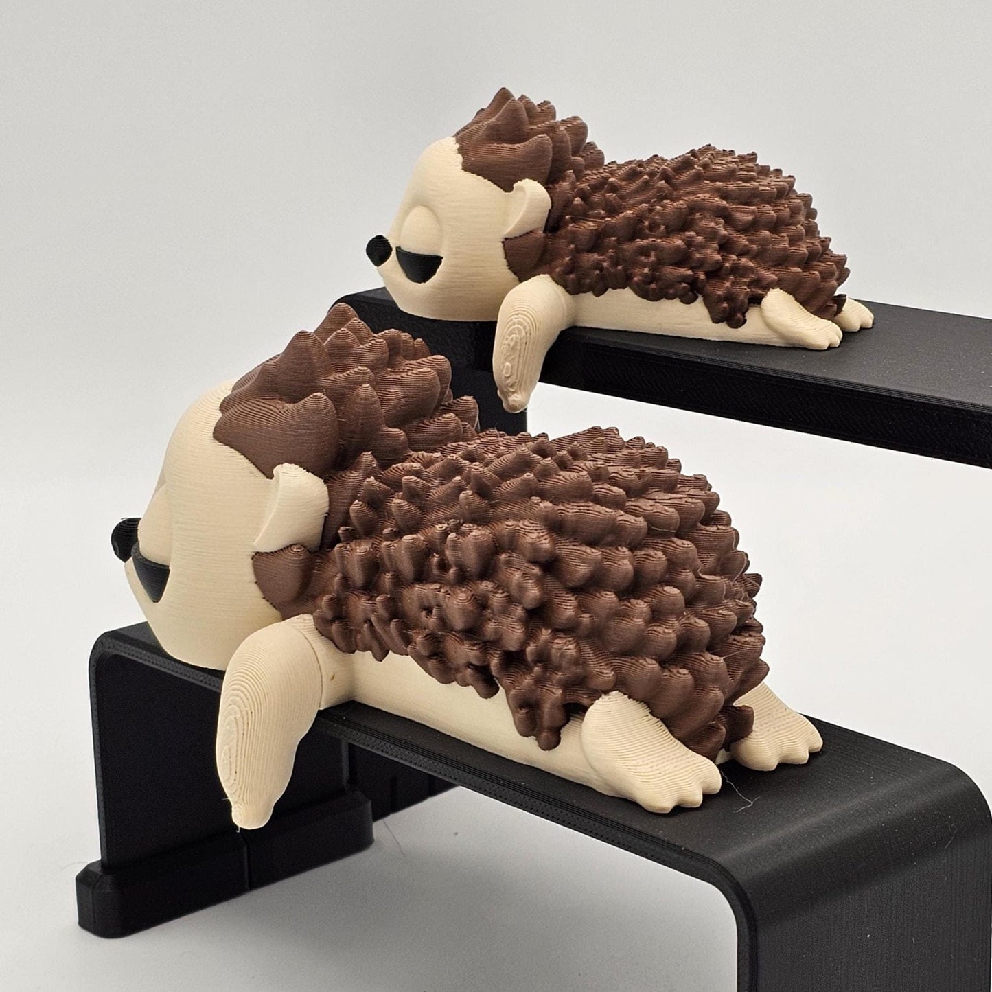 3D Printed Sleeping Hedgehog Shelf Sitter: Unique Desk Decor