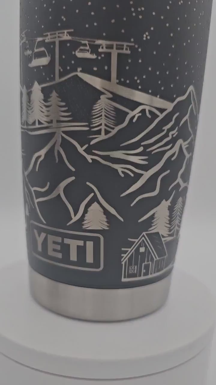 YETI Engraved Tumbler – Ski Scene Design | Personalized Winter Drinkware | Gift for Outdoor Lovers