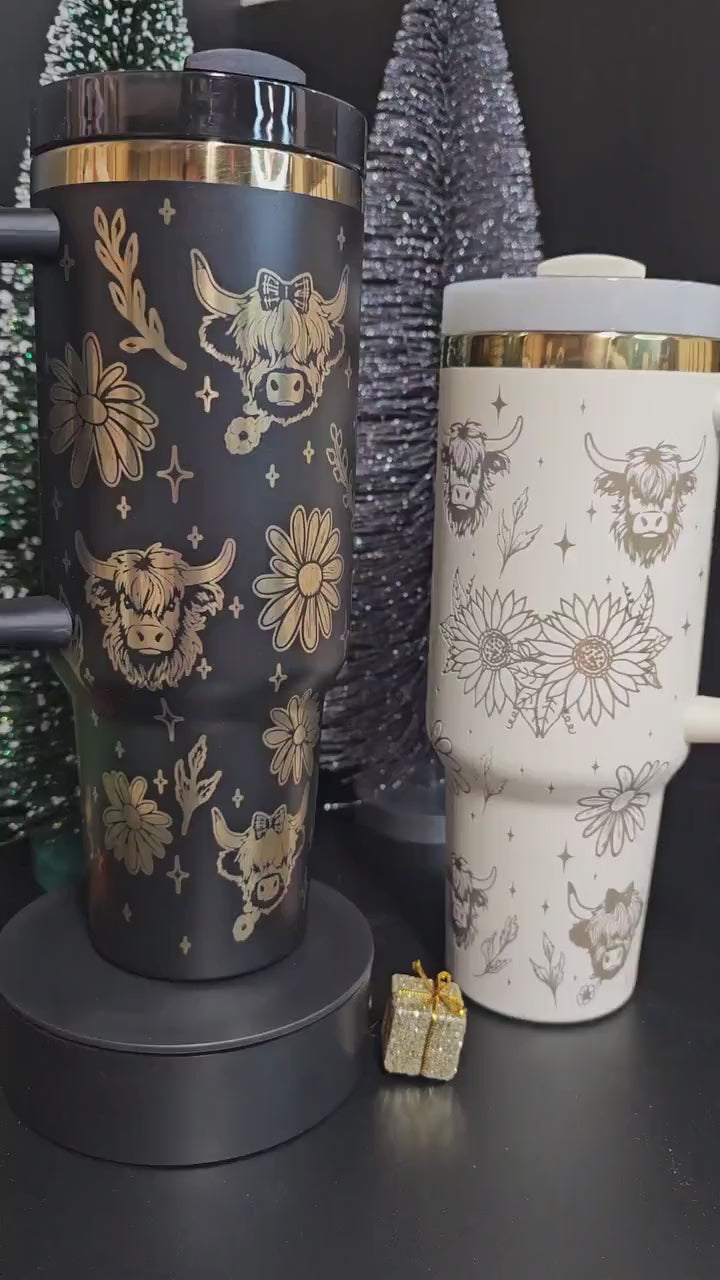 Highland cow Laser Engraved 40 oz Bottle | Cows and Sunflower Design | Elegant & Personalized Drinkware