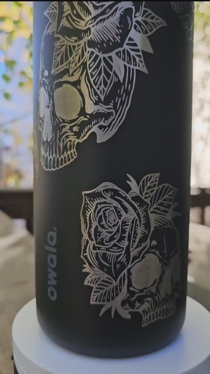 Skull and Roses Owala 24 and 32 oz Owala Flip Cap, leak proof Water Bottle,Elegant & Personalized Drinkware
